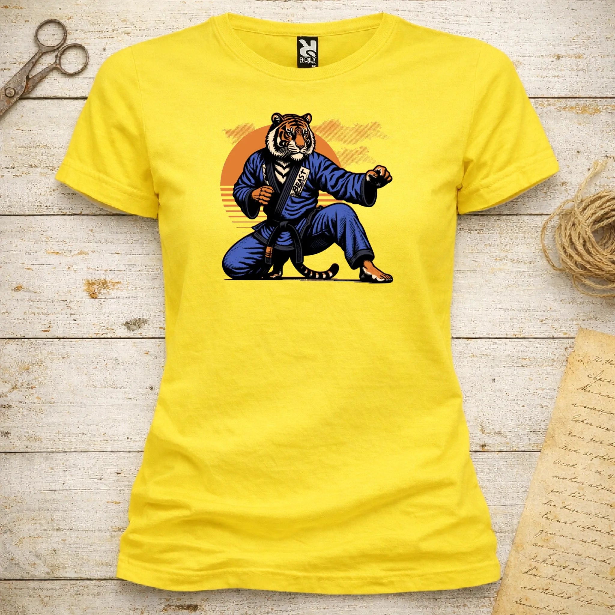 BOJOVÉ SPORTY VÝBĚR OBRÁZKU (10+motivů) a MOŽNOST DOPLNIT VLASTNÍ TEXTY dámské tričko